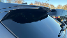 Jaguar F-Pace 2.0 D200 R-Dynamic Black 5dr Auto AWD Diesel Estate